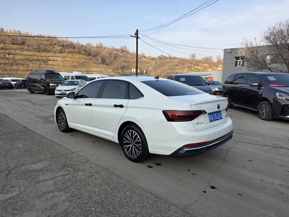 Volkswagen Sagitar
