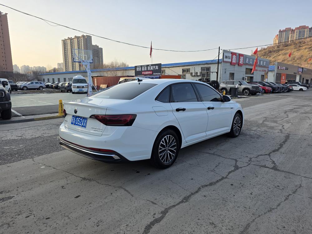 Volkswagen Sagitar