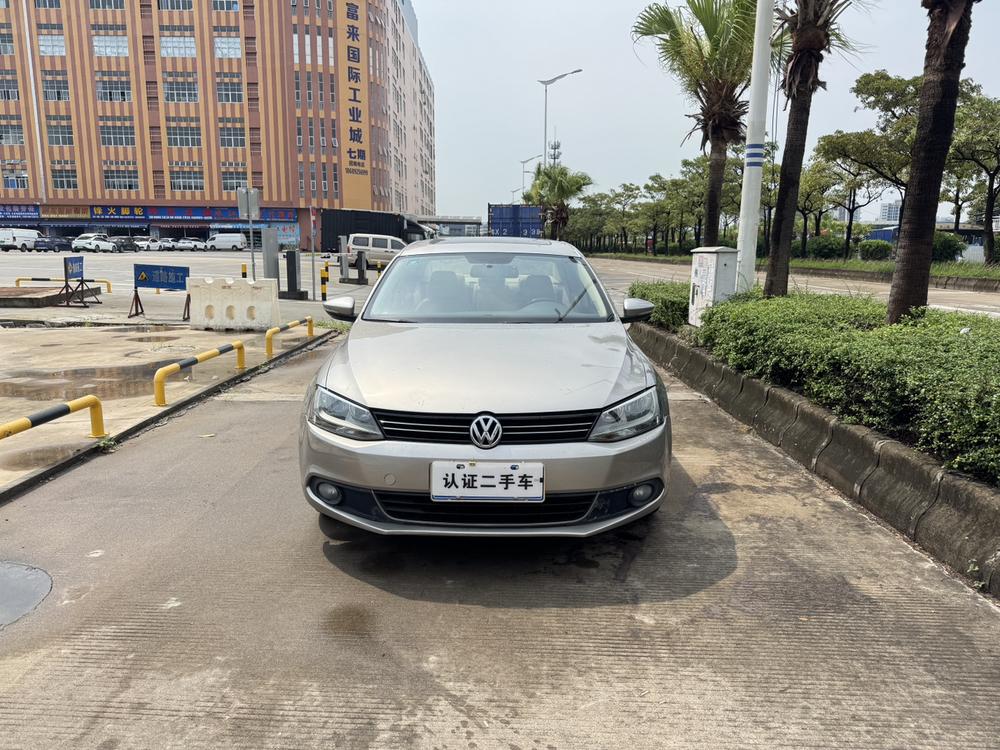 Volkswagen Sagitar