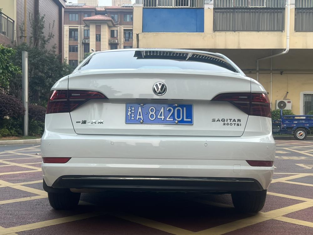 Volkswagen Sagitar