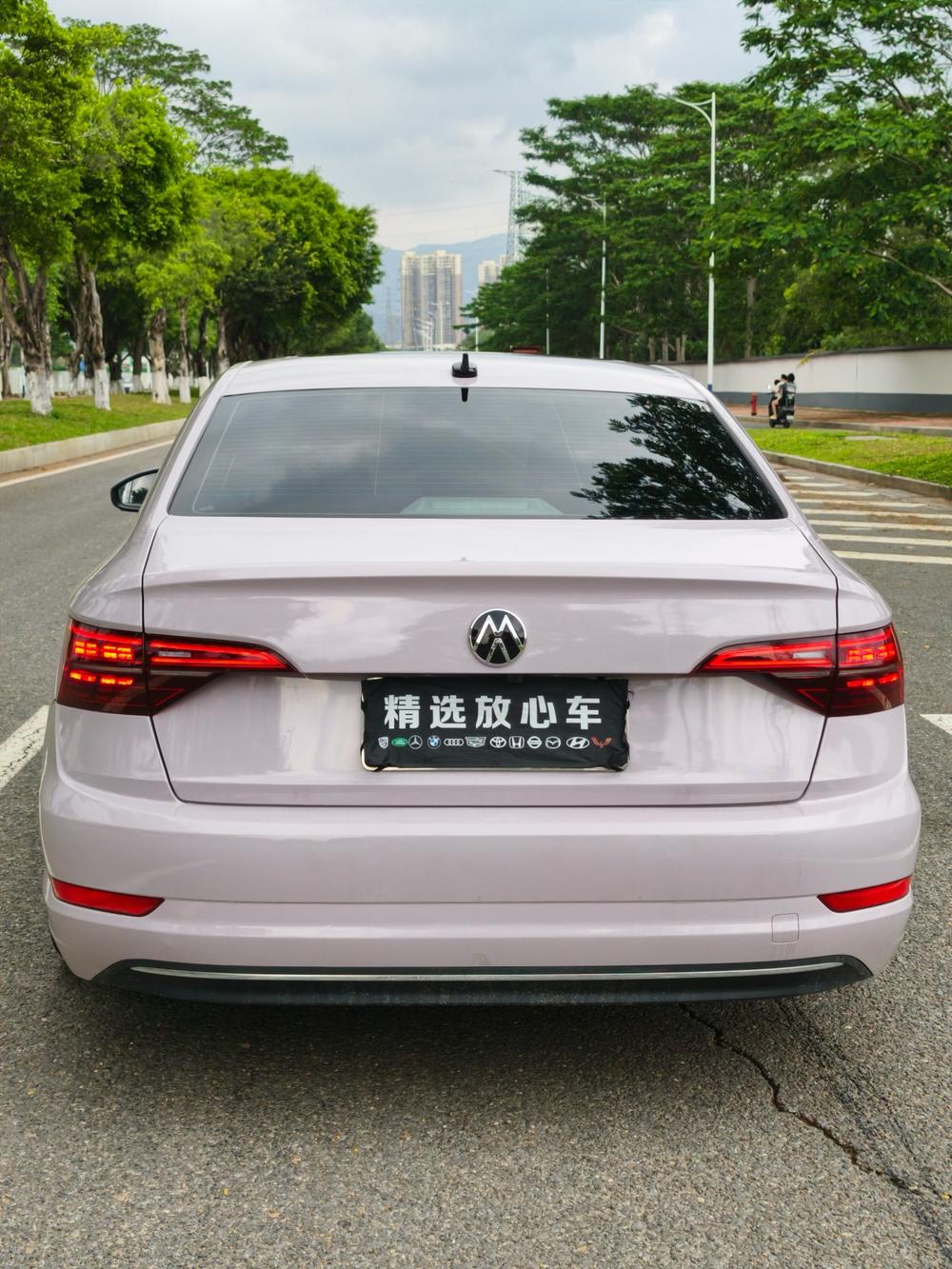 Volkswagen Sagitar