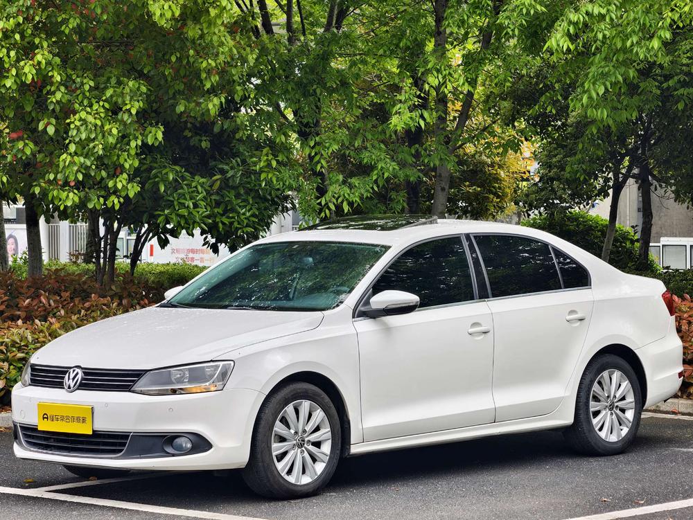 Volkswagen Sagitar