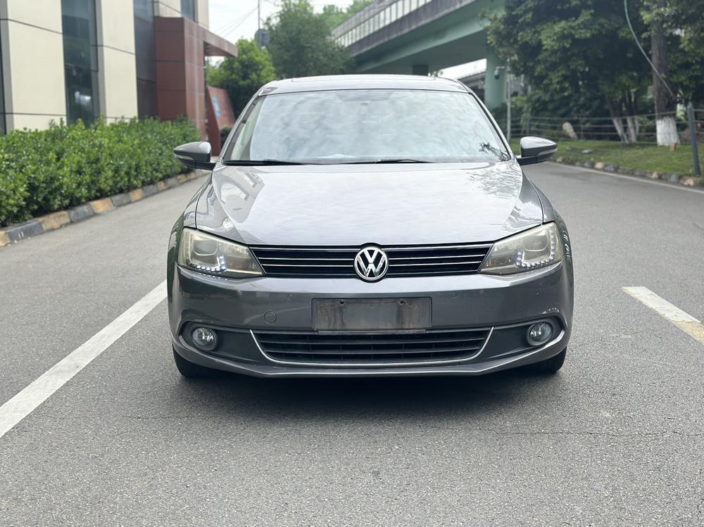 Volkswagen Sagitar