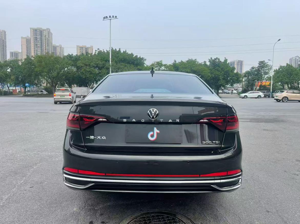 Volkswagen Sagitar