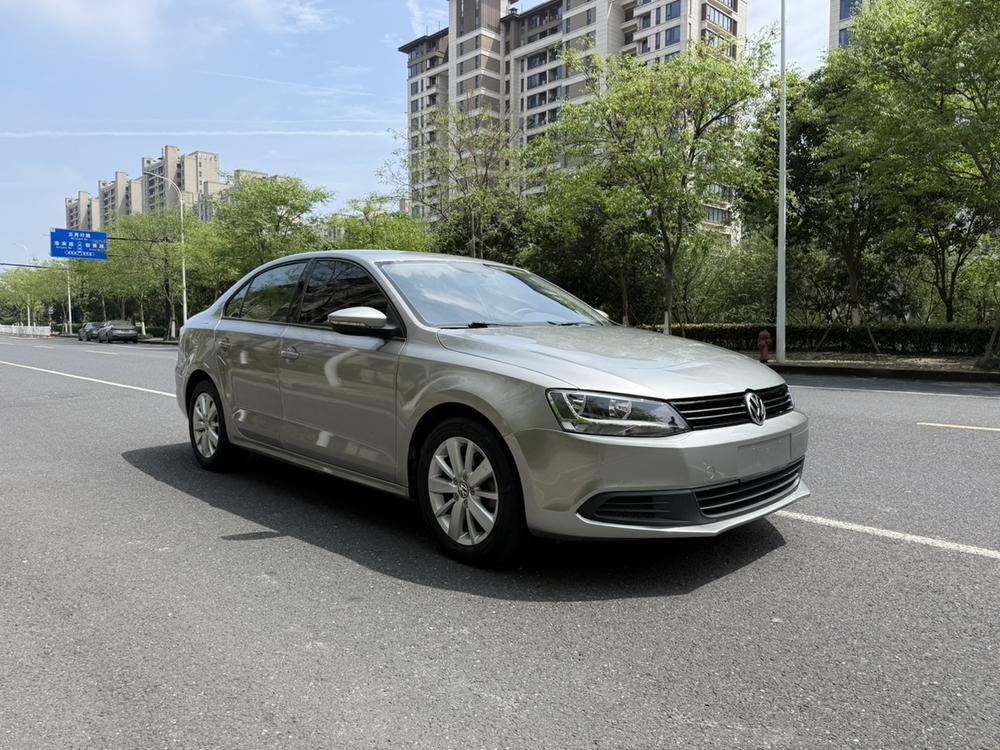 Volkswagen Sagitar