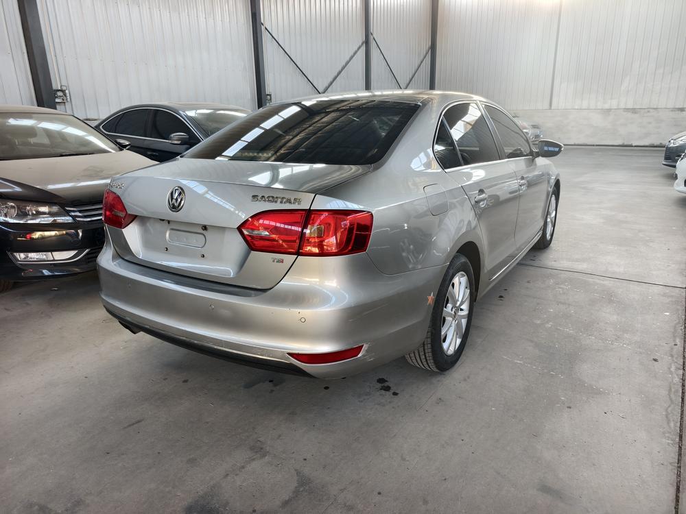 Volkswagen Sagitar