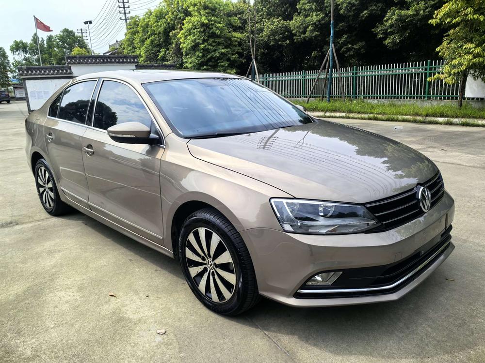 Volkswagen Sagitar