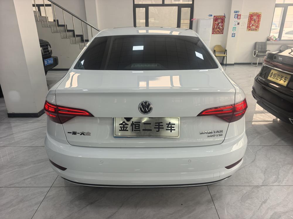 Volkswagen Sagitar