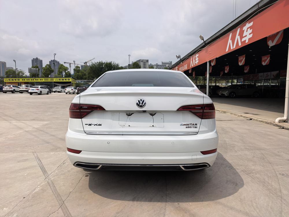 Volkswagen Sagitar