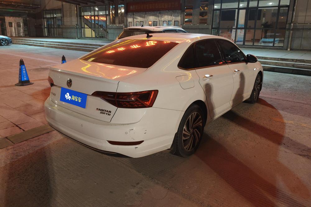Volkswagen Sagitar