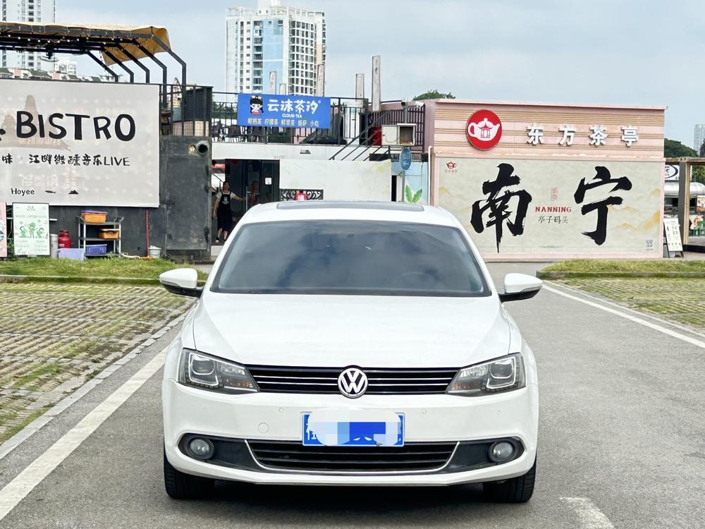 Volkswagen Sagitar