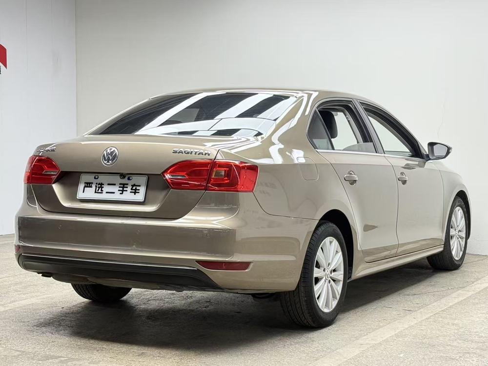 Volkswagen Sagitar