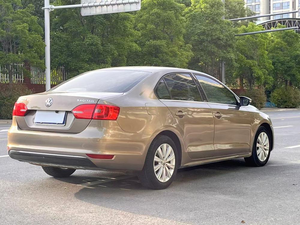 Volkswagen Sagitar