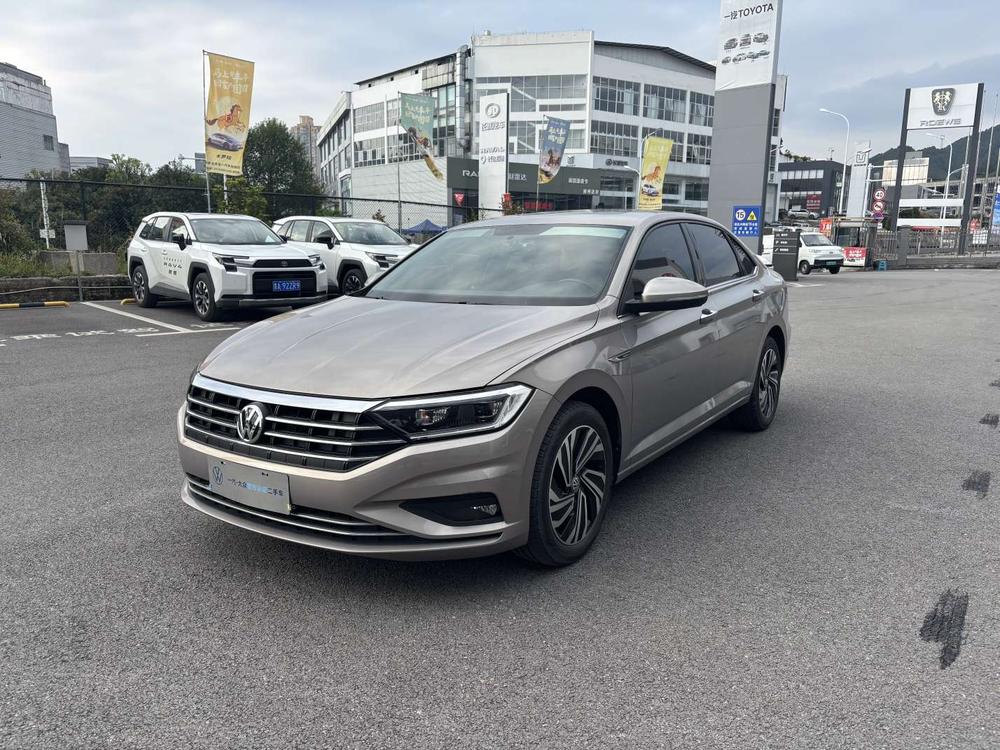 Volkswagen Sagitar