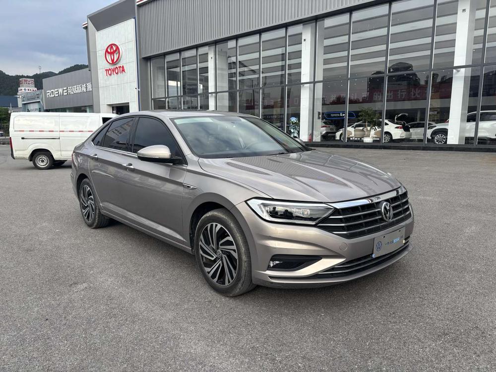 Volkswagen Sagitar