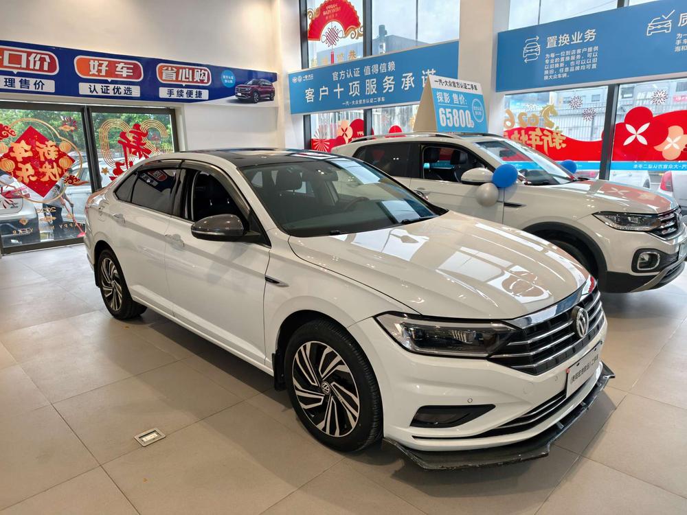Volkswagen Sagitar
