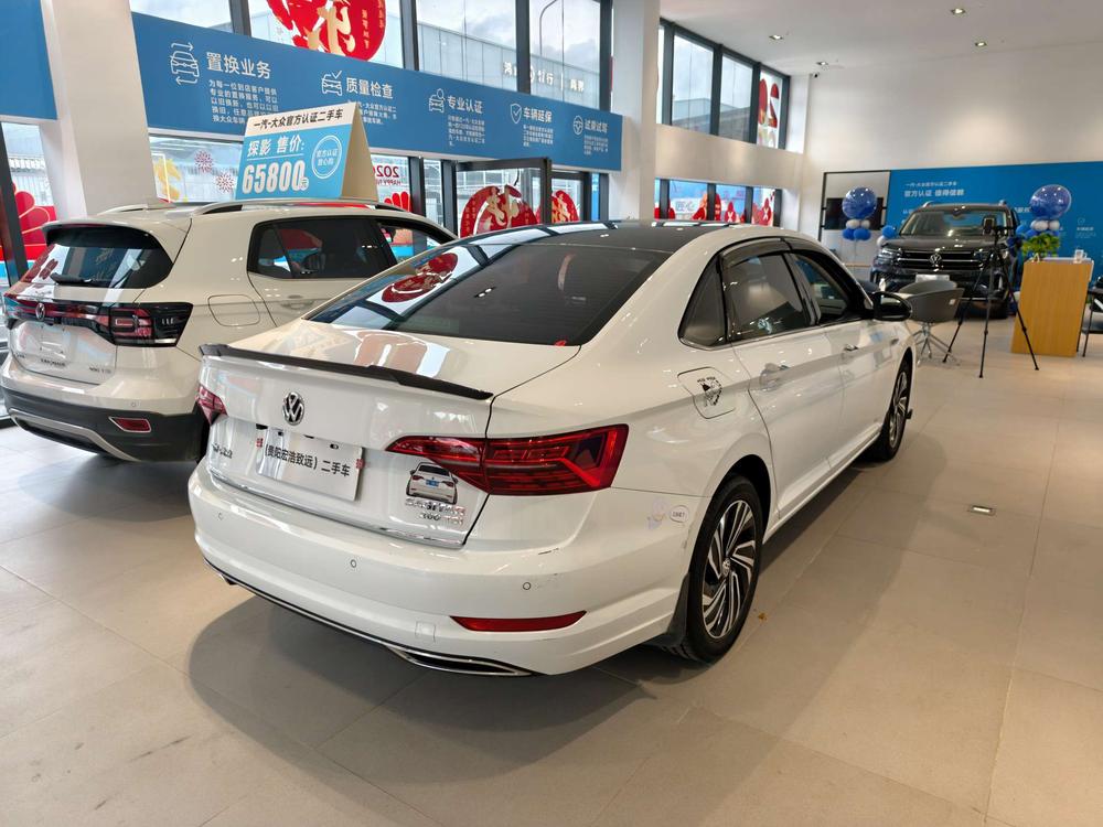 Volkswagen Sagitar