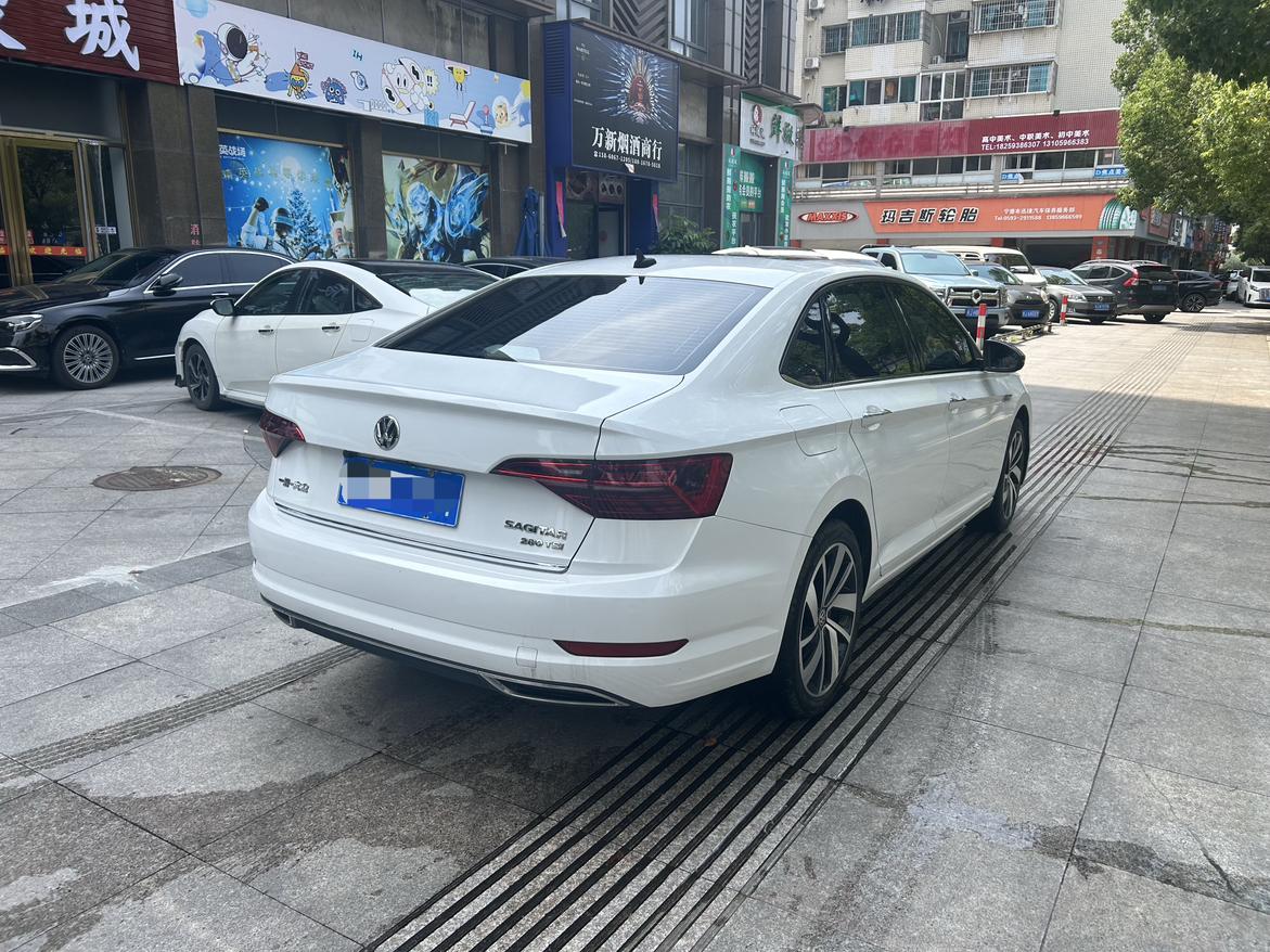 Volkswagen Sagitar
