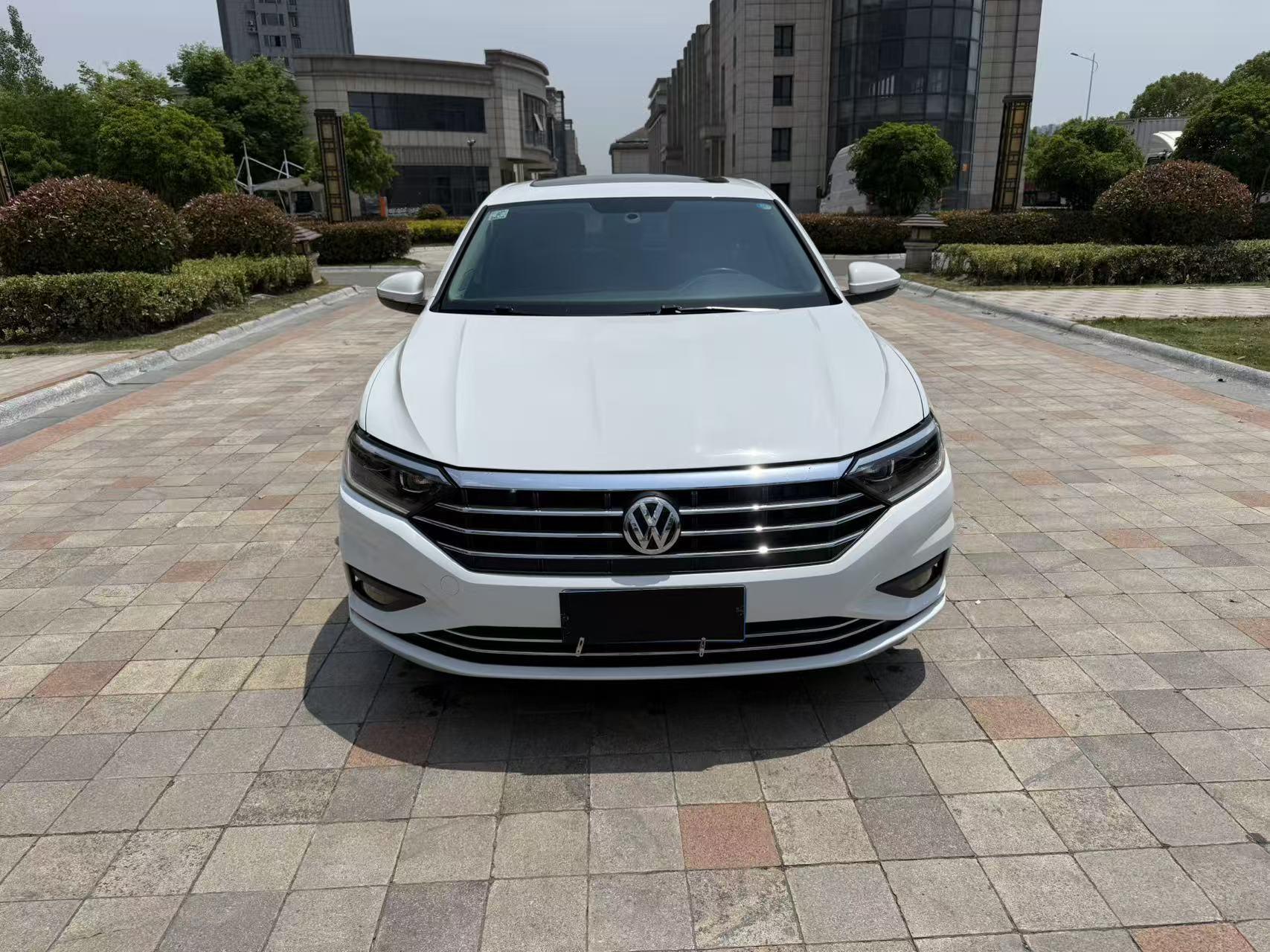 Volkswagen Sagitar