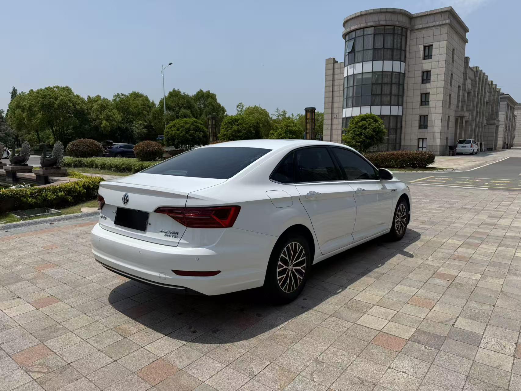 Volkswagen Sagitar