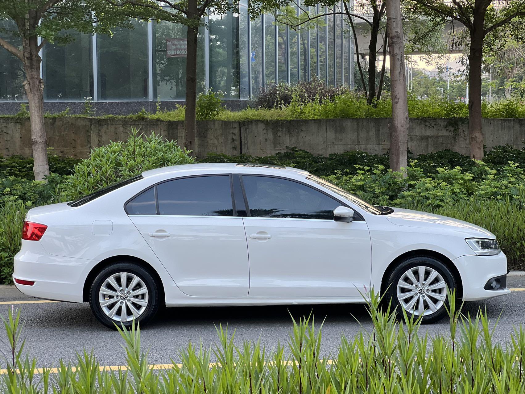 Volkswagen Sagitar