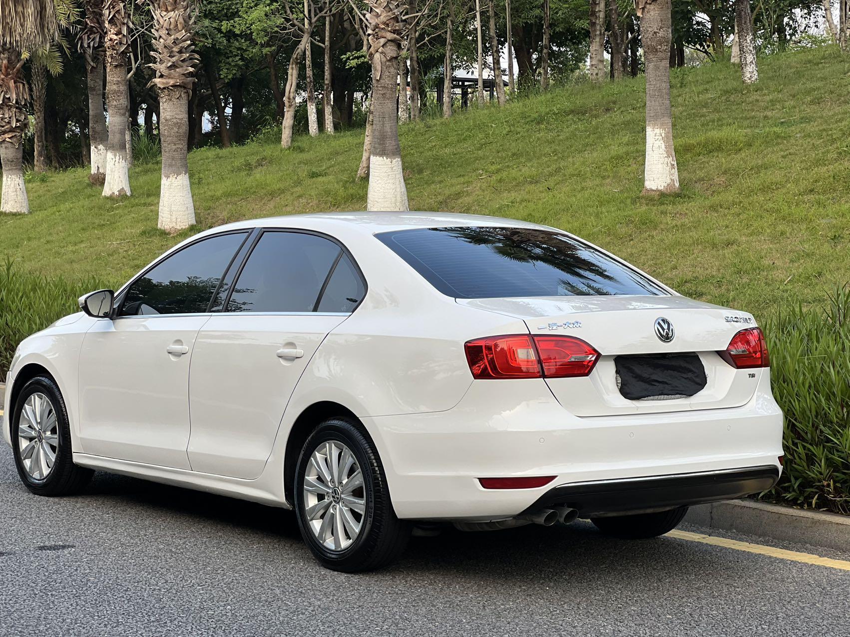 Volkswagen Sagitar