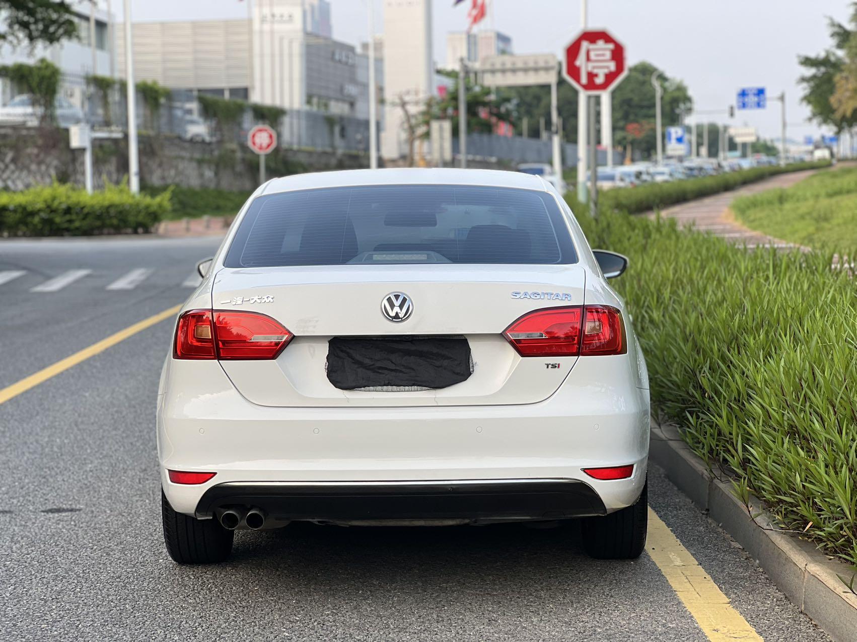 Volkswagen Sagitar