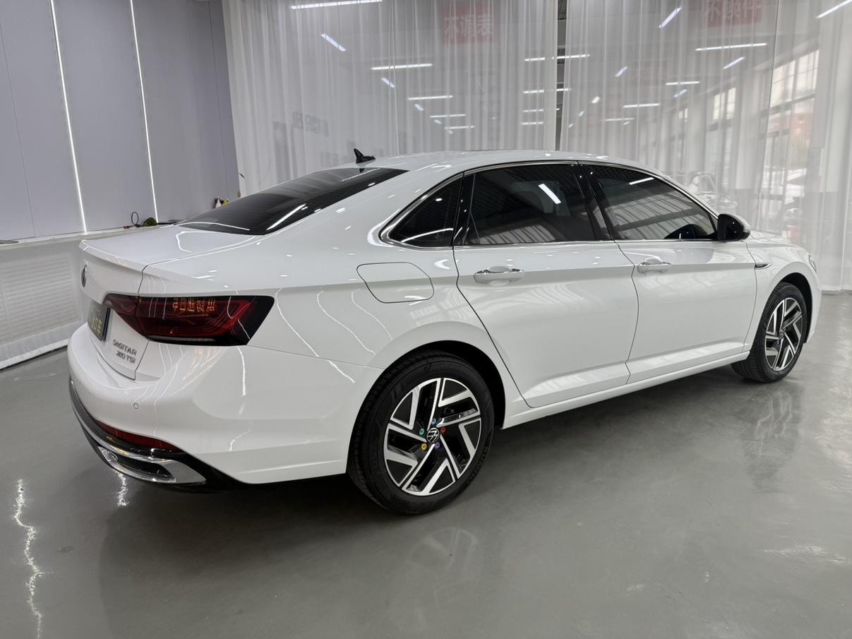 Volkswagen Sagitar