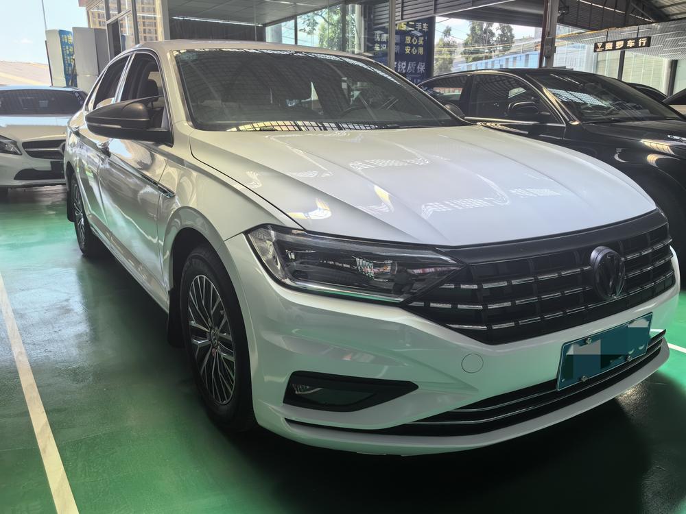 Volkswagen Sagitar