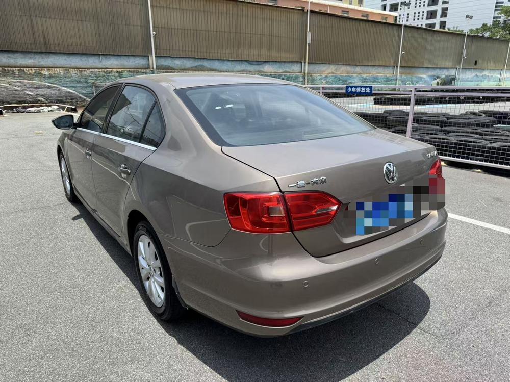 Volkswagen Sagitar