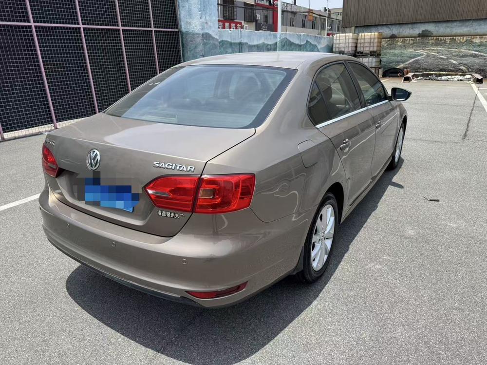 Volkswagen Sagitar