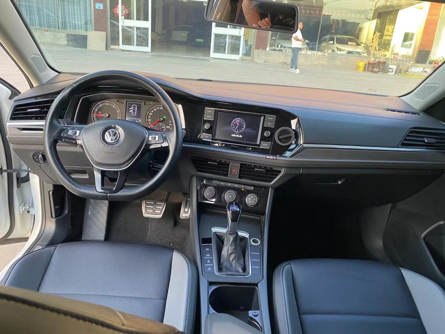 Volkswagen Sagitar