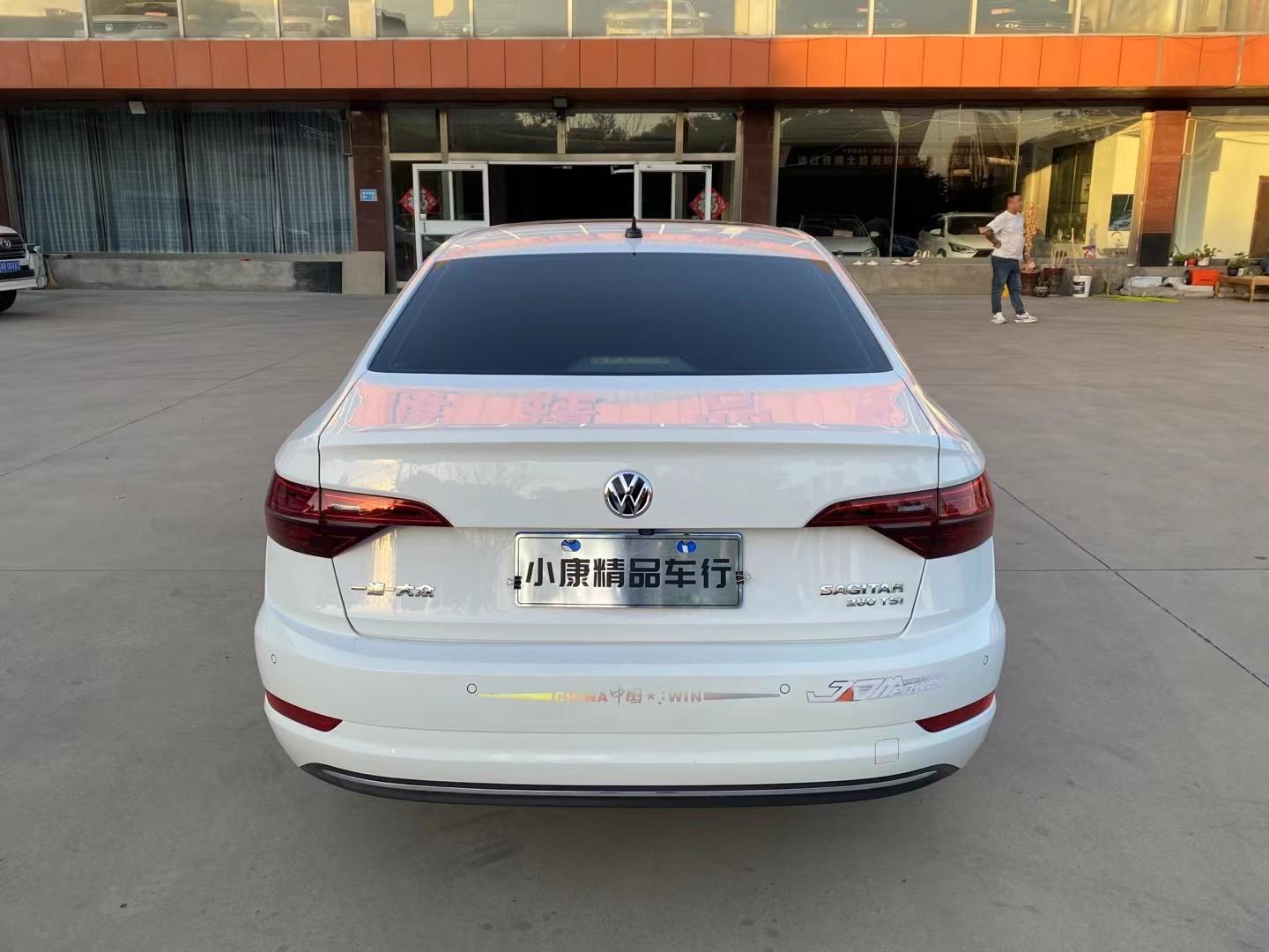 Volkswagen Sagitar