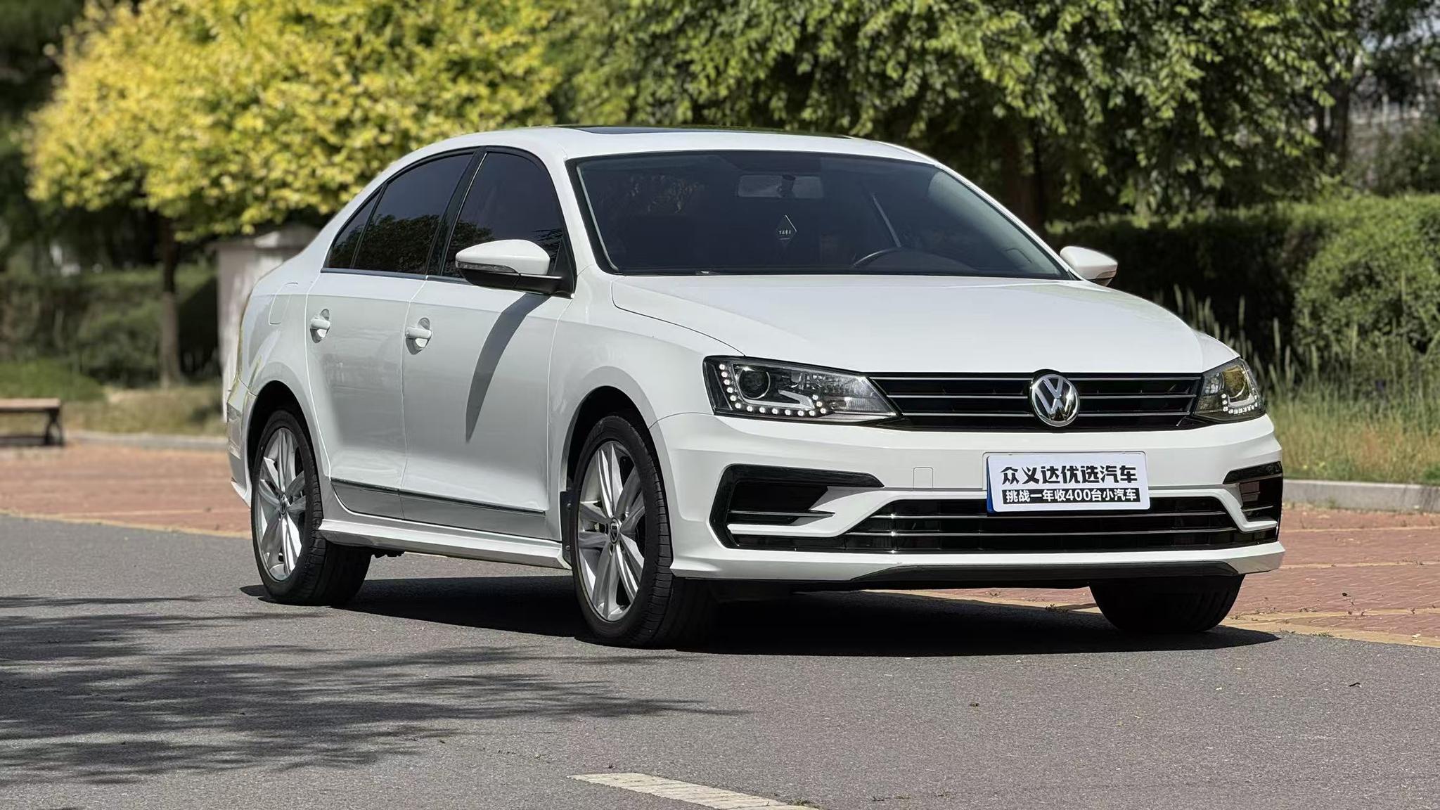 Volkswagen Sagitar