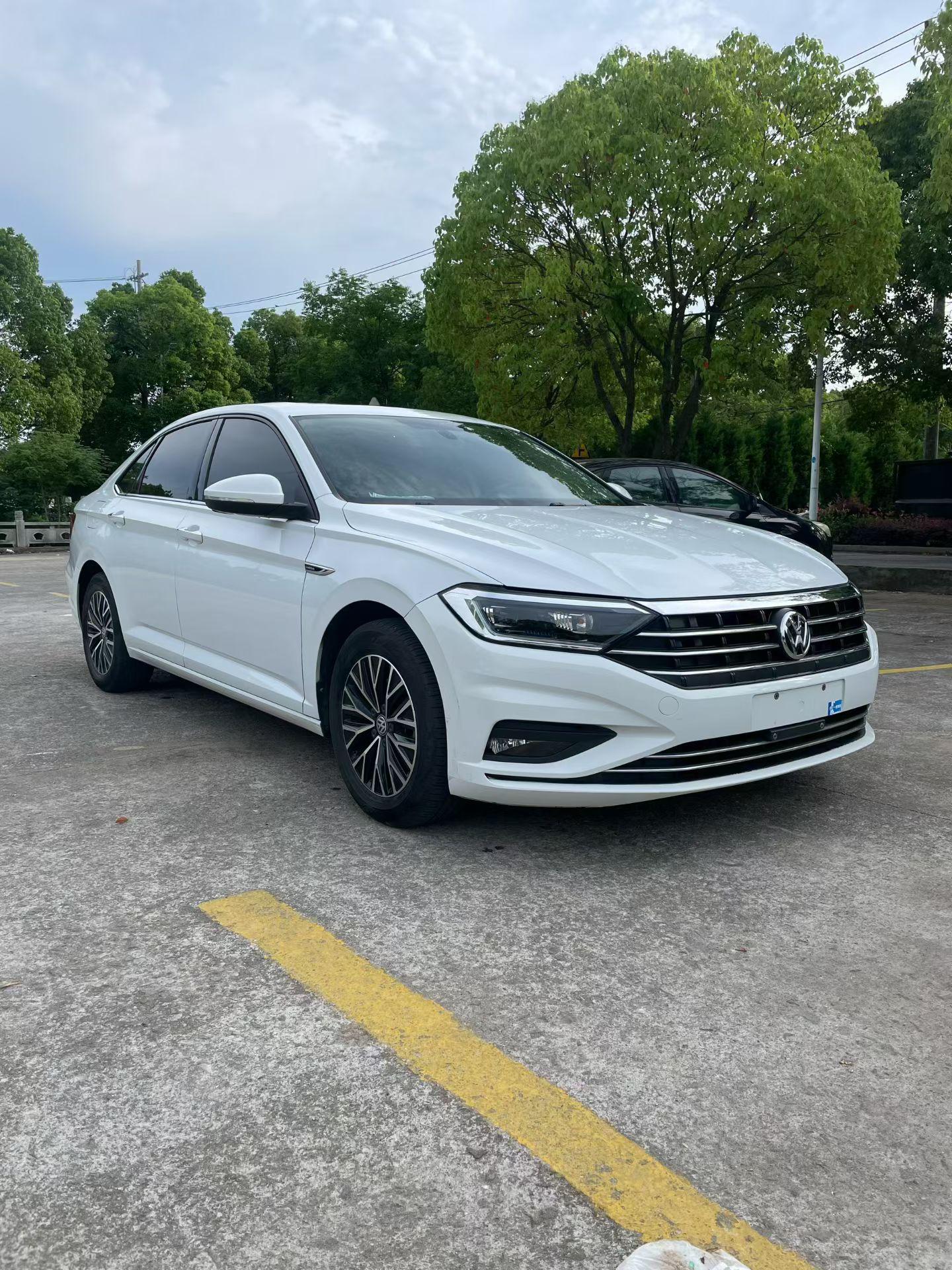 Volkswagen Sagitar