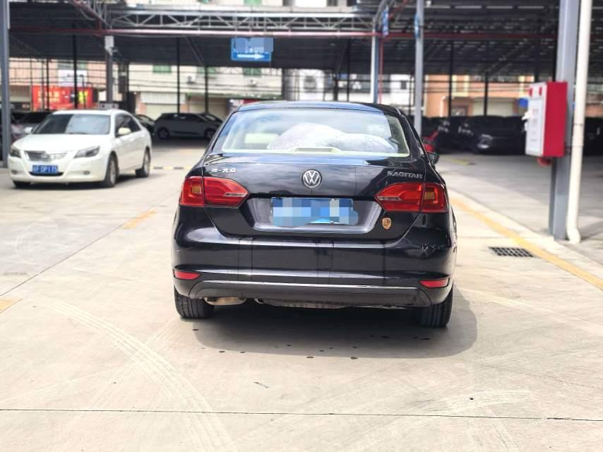 Volkswagen Sagitar