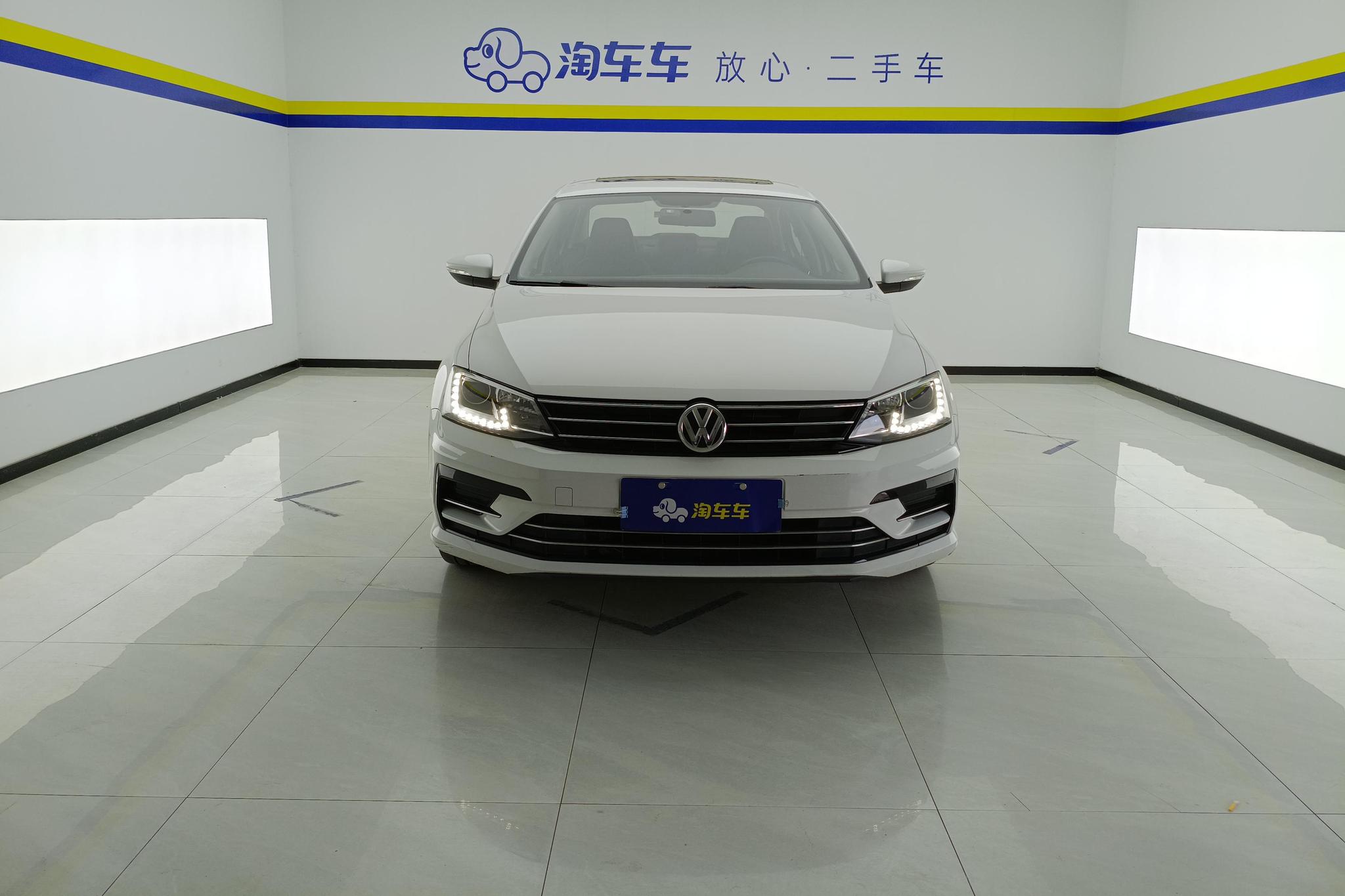 Volkswagen Sagitar