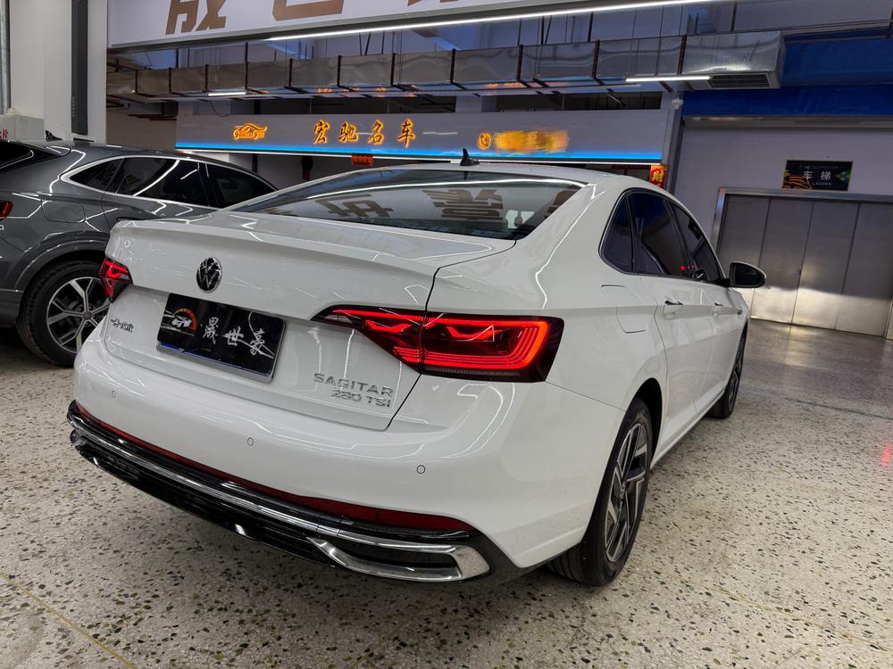 Volkswagen Sagitar