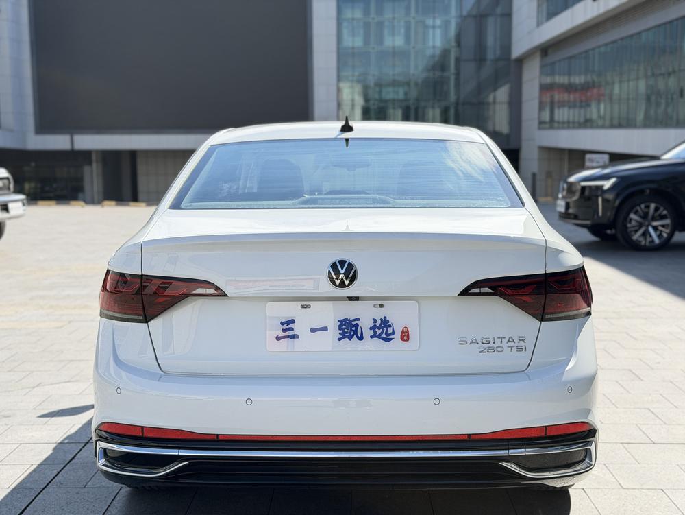 Volkswagen Sagitar