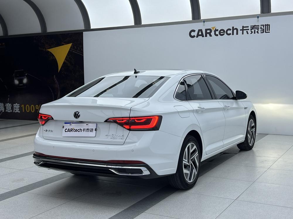 Volkswagen Sagitar