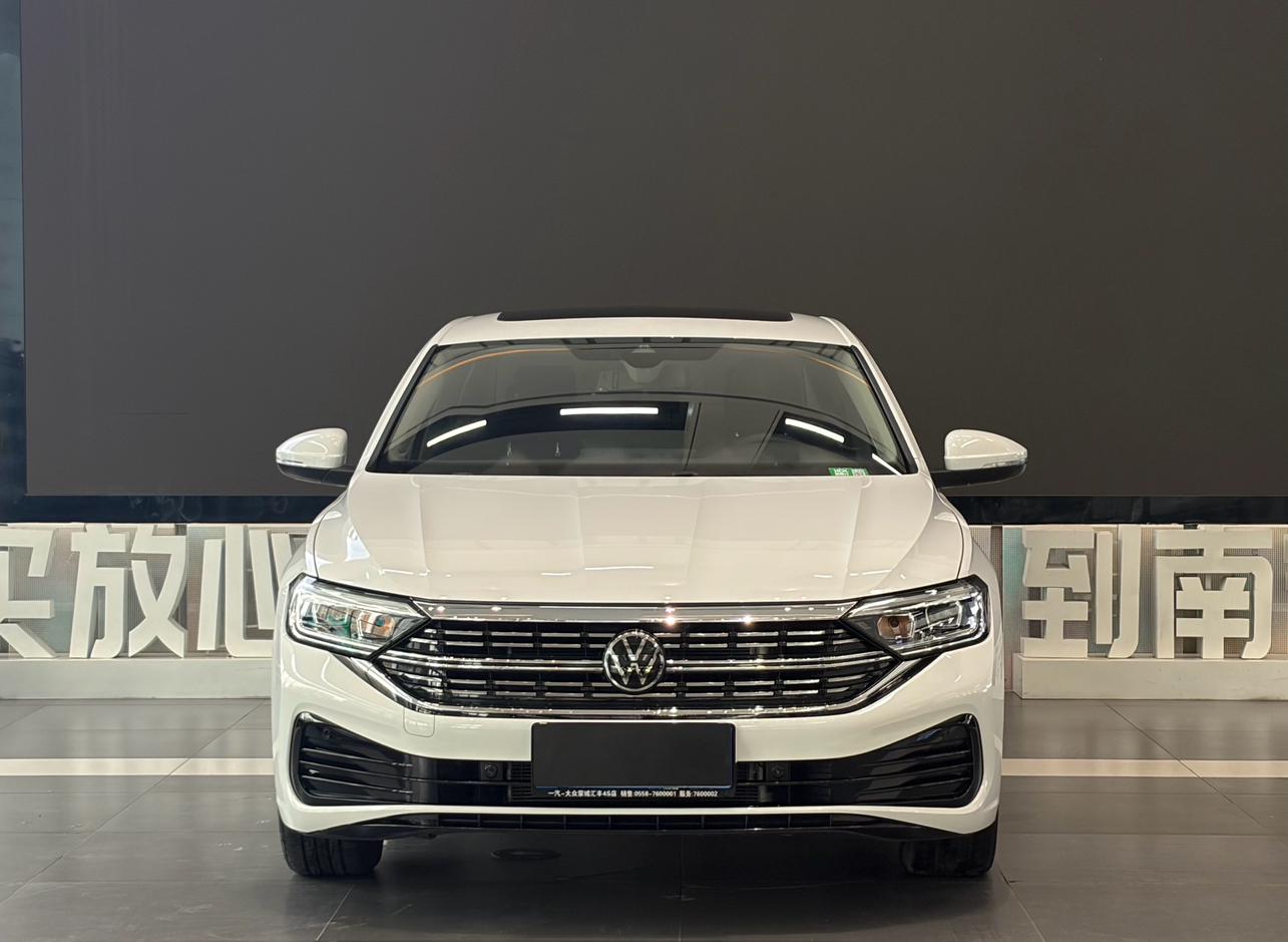 Volkswagen Sagitar