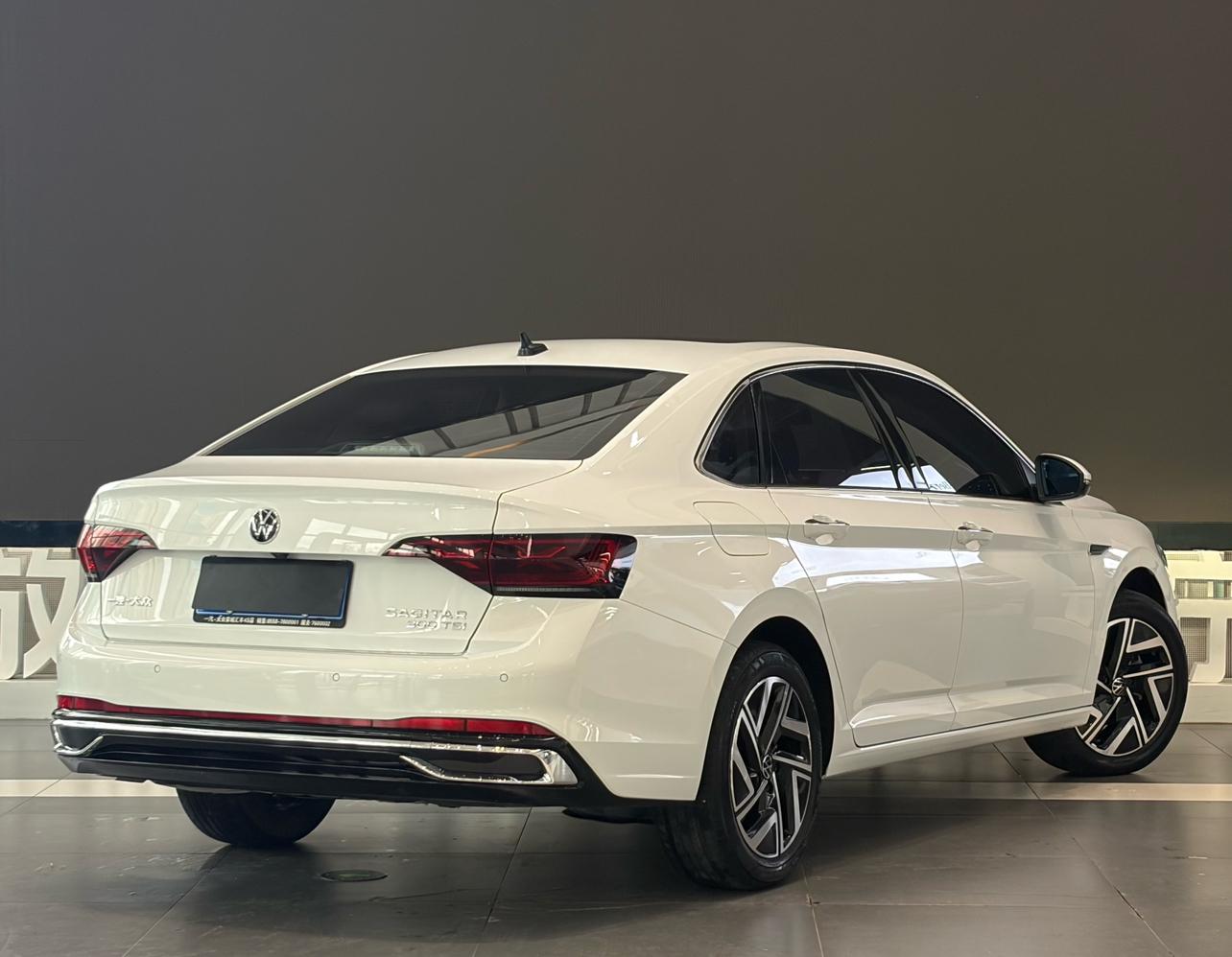 Volkswagen Sagitar