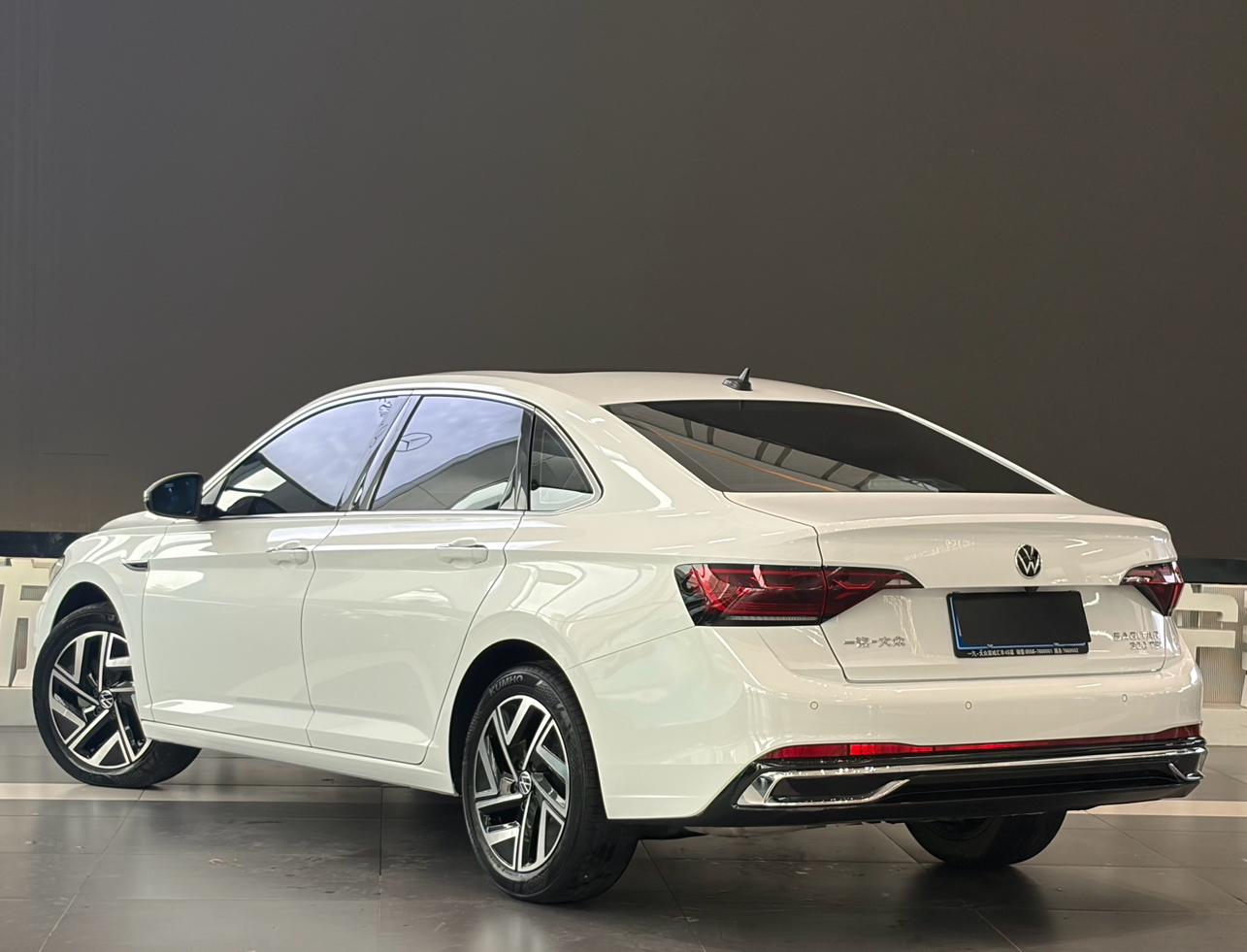 Volkswagen Sagitar