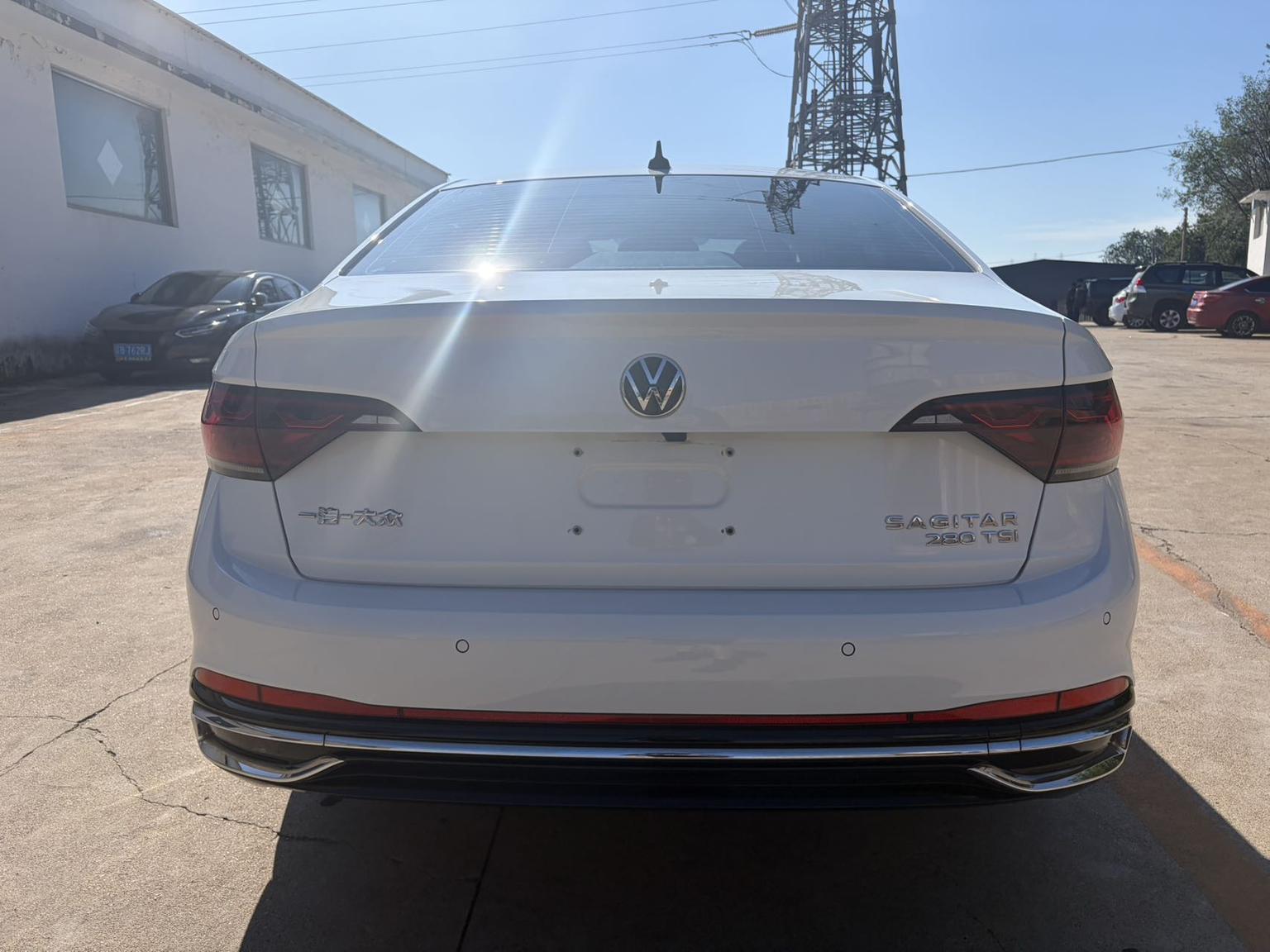 Volkswagen Sagitar