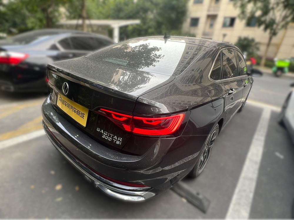 Volkswagen Sagitar