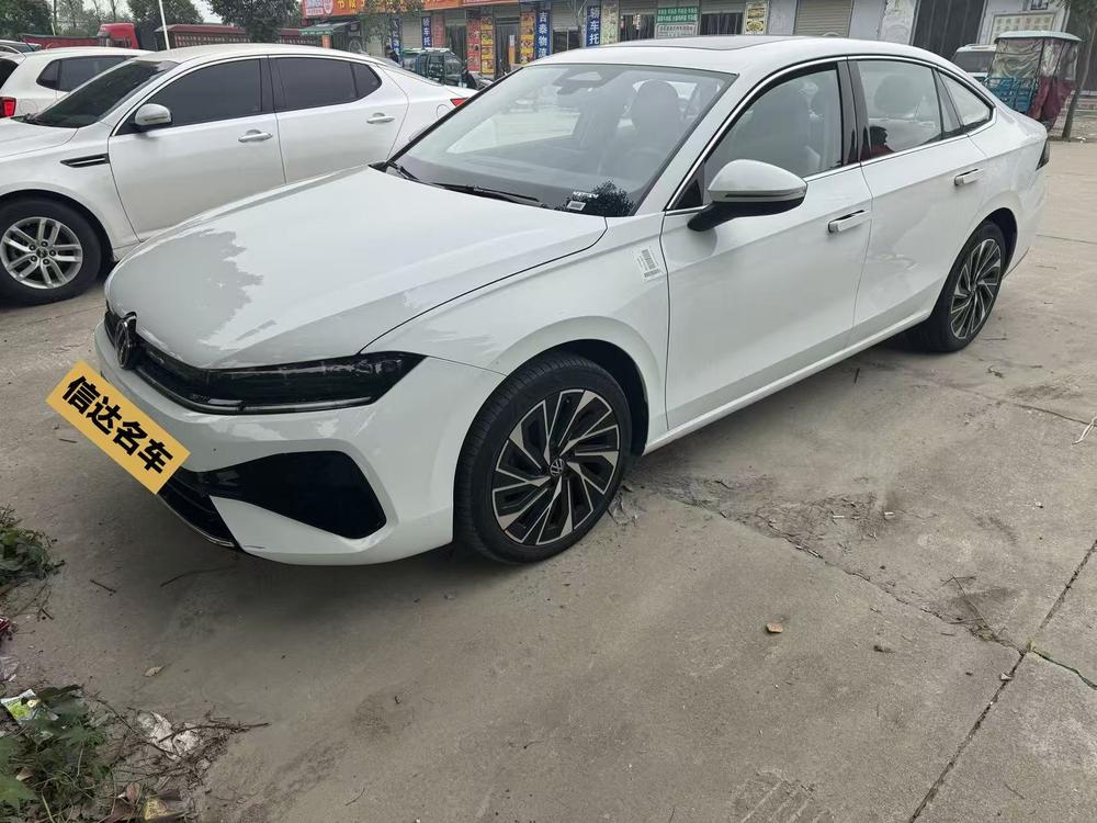 Volkswagen Sagitar