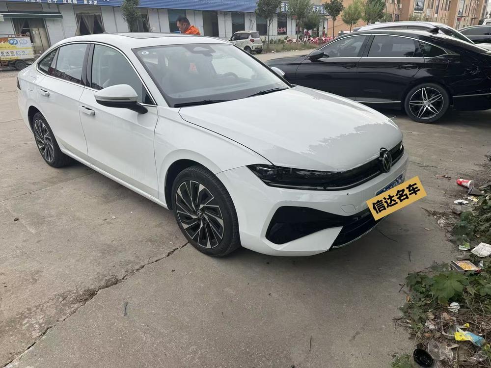 Volkswagen Sagitar