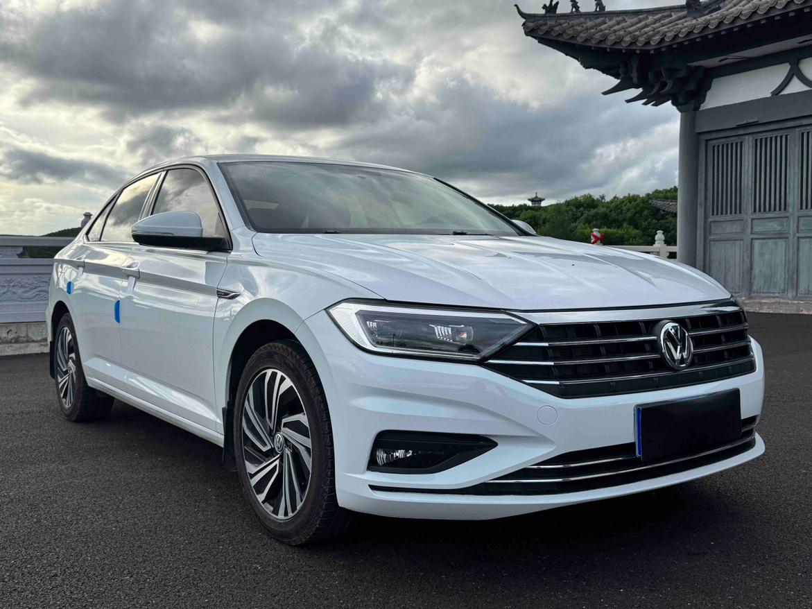 Volkswagen Sagitar