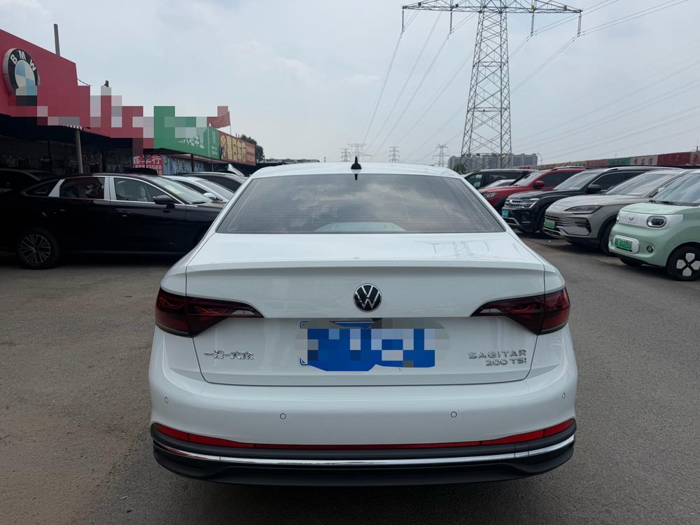 Volkswagen Sagitar