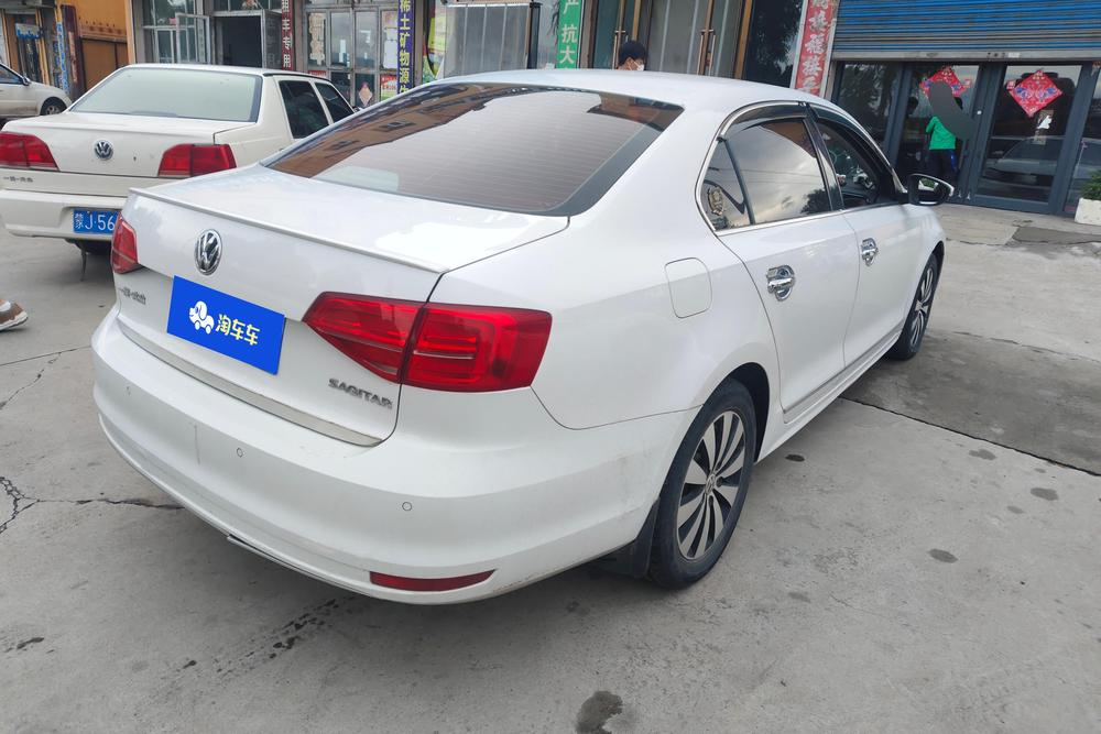 Volkswagen Sagitar